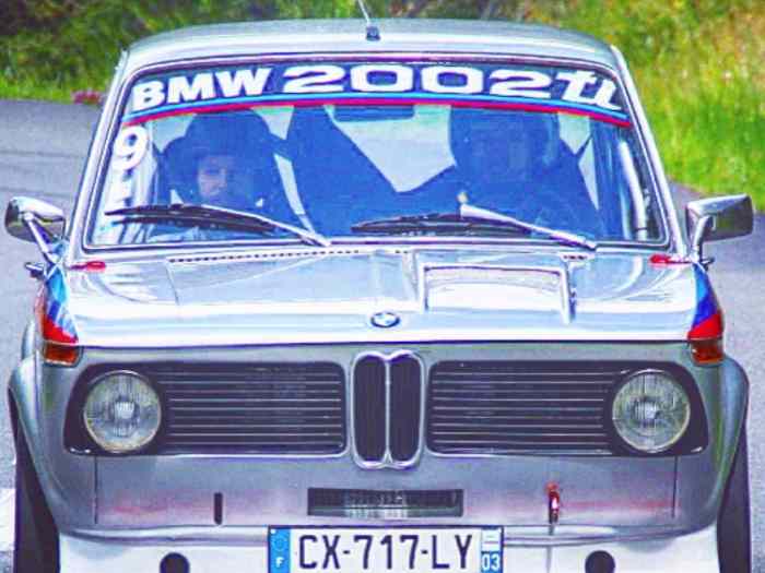 TRES BELLE BMW 2002 TI 1970 KIT GRP 2