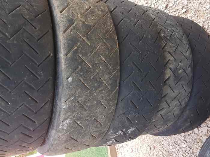 Lots 19 pneus rallye sur 16 jantes saxo vts - 106 16s 2