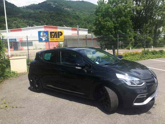 Clio IV RS Full Option Chassis Cup 0