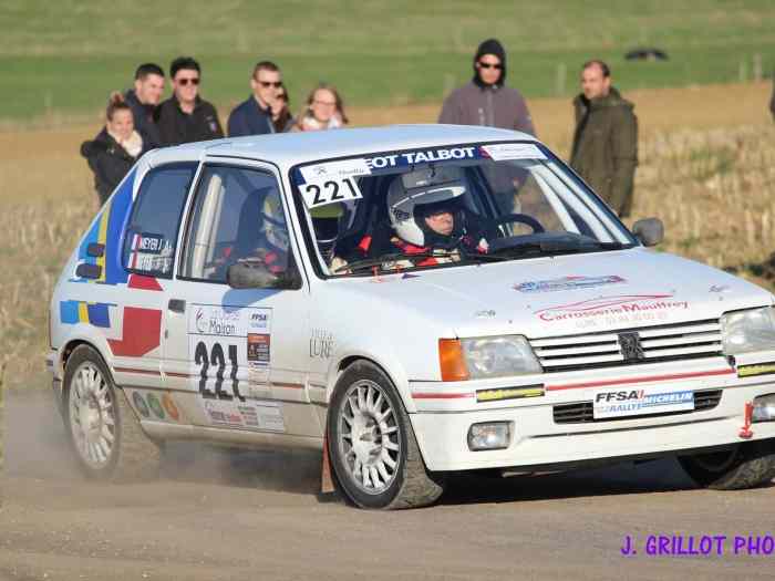 205 GTI groupe A avec PTH période J1 5