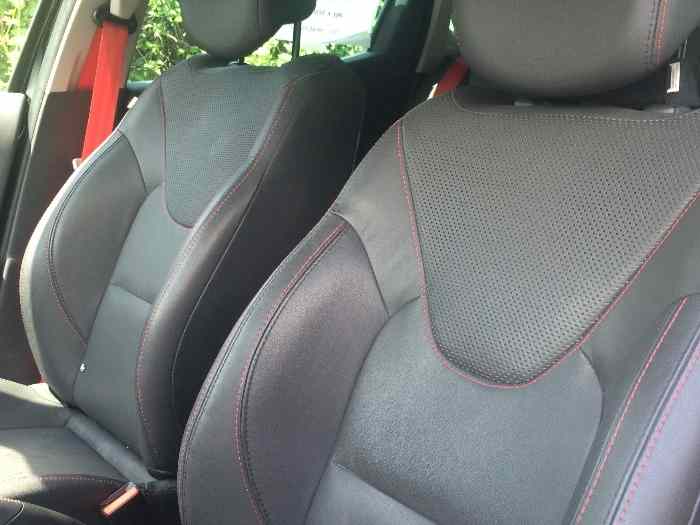 Clio IV RS Full Option Chassis Cup 2