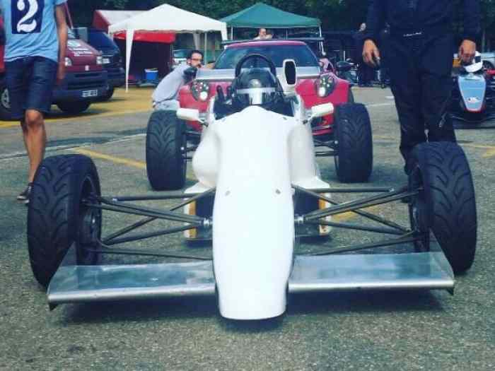 Formule Ford 2000 Van diemen RF92 2