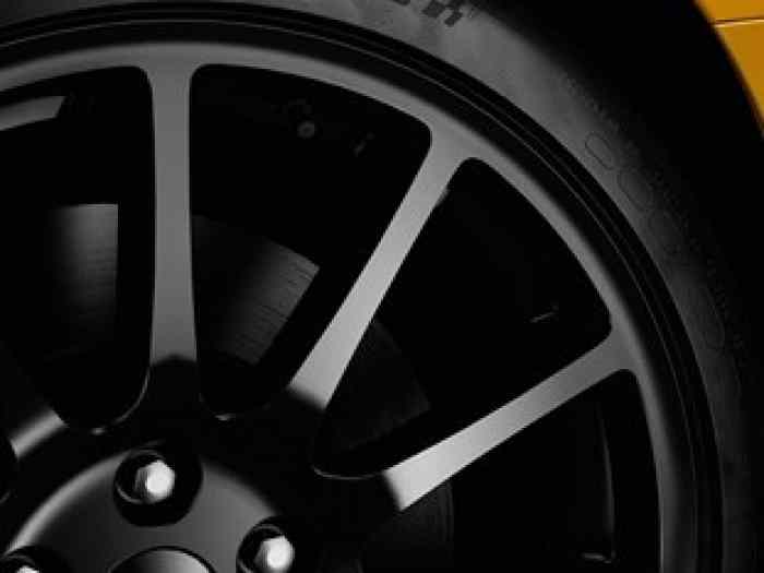 Jante neuve turini Mégane RS trophy 19