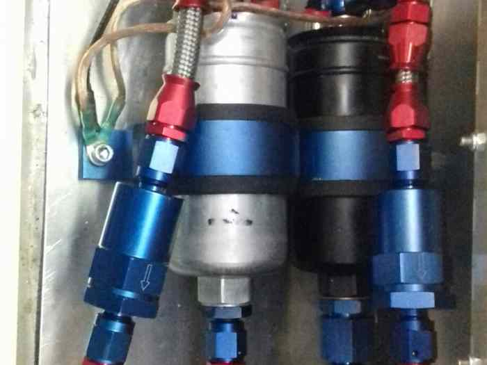 Support pompe - filtre à essence ou cartouches amortisseurs 3