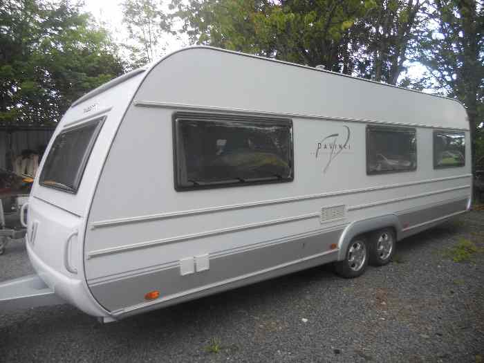 A vendre caravane Tabbert Davinci  double essieux 655kdf Top état!!! 2