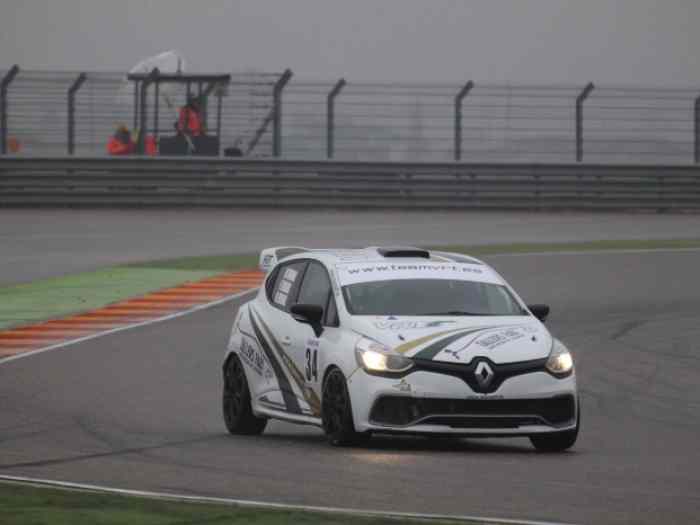 A VENDRE RENAULT CLIO CUP IV X98