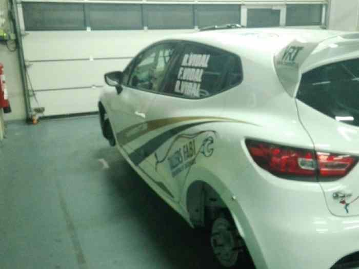 A VENDRE RENAULT CLIO CUP IV X98 3