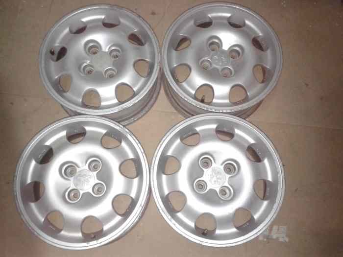 Jantes alu 205 GTI  et 309 GTI 0
