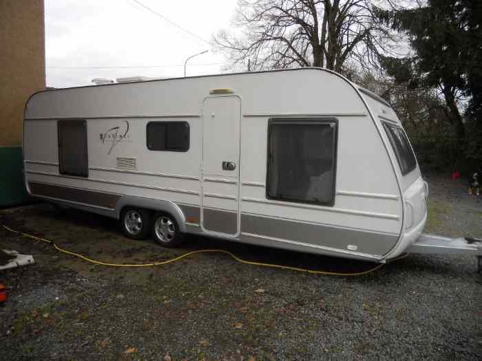 A vendre caravane Tabbert Davinci  double essieux 655kdf Top état!!! 4