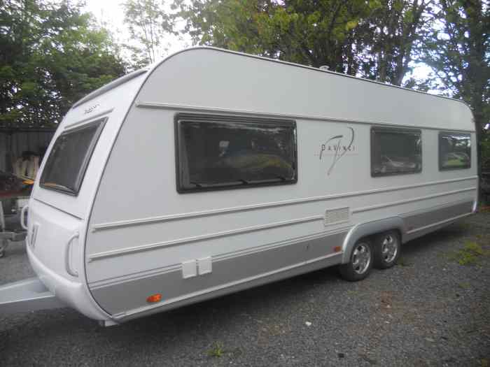 A vendre caravane Tabbert Davinci  double essieux 655kdf Top état!!! 0