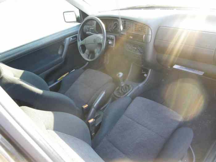Interieur complet golf 3 vr6 obd 1 tres bon etat 0