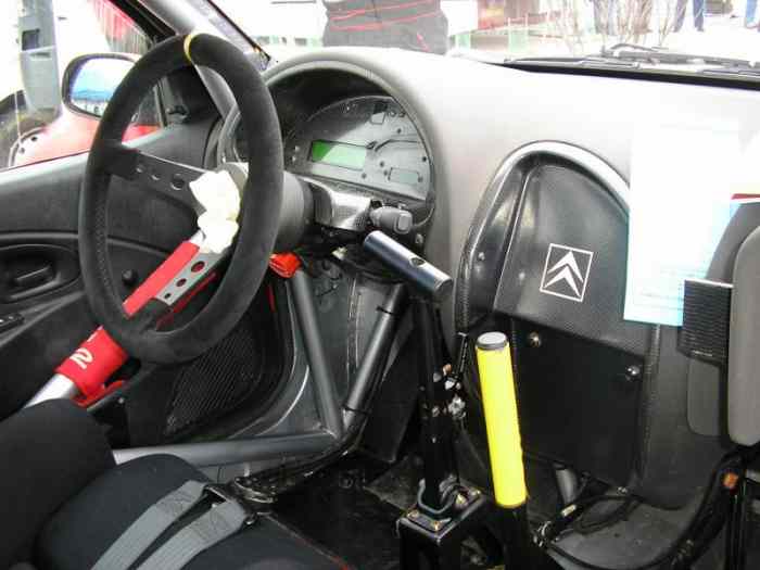 Console centrale Citroën Saxo sur mesure 0