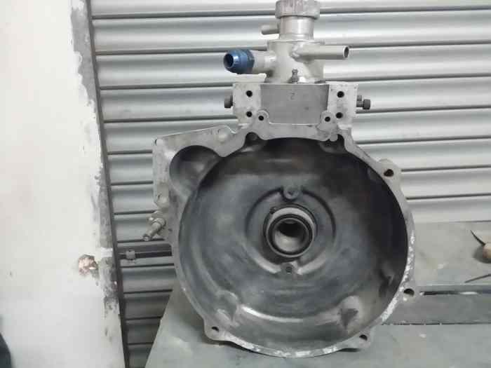 Renault sport original clutch cover and oil tank 3