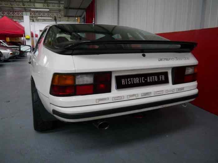 PORSCHE 924 Turbo 4