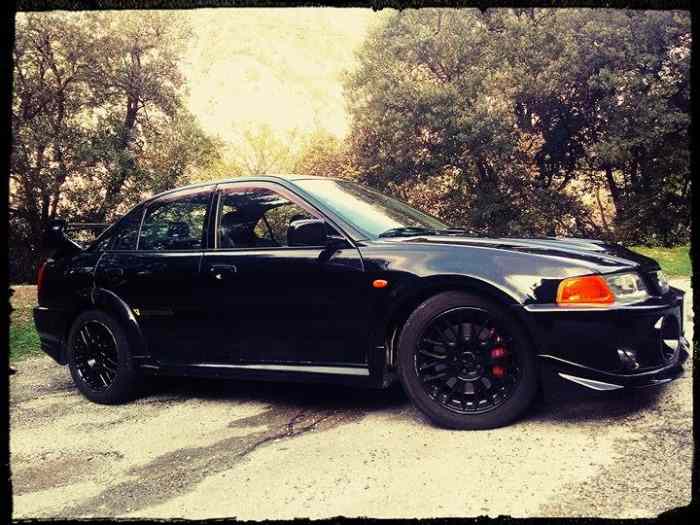Mitsubishi Lancer Evolution 5 RS 1