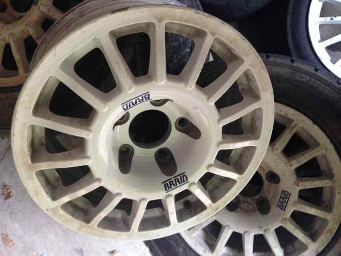 8 jantes Braid Winrace BMW en 15 pouces 0