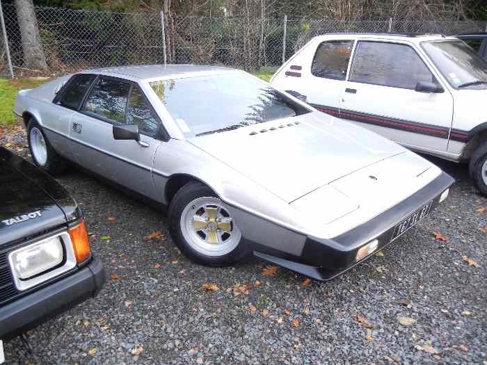 LOTUS ESPRIT S2 3