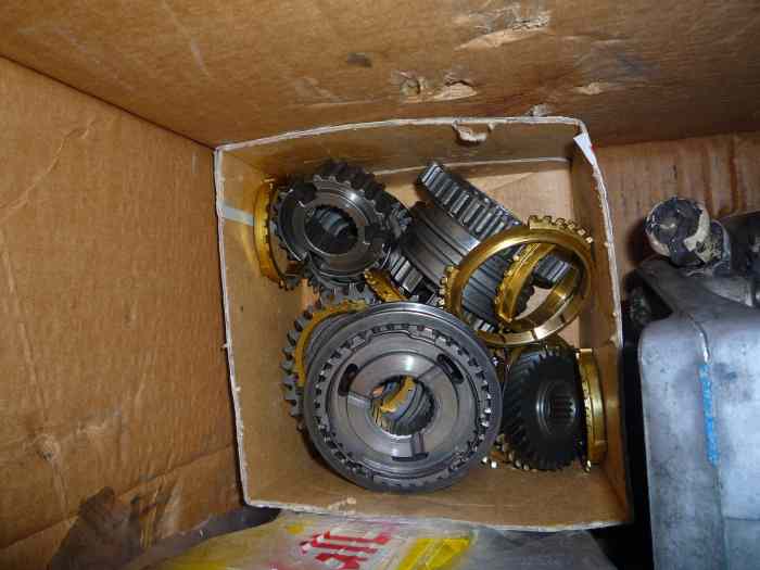 Boite vitesse Clio JC5 089 + carter 2