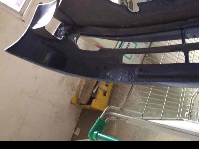Pare chocs av 306 maxi 4