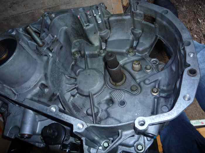 Boite vitesse Clio JC5 089 + carter 1