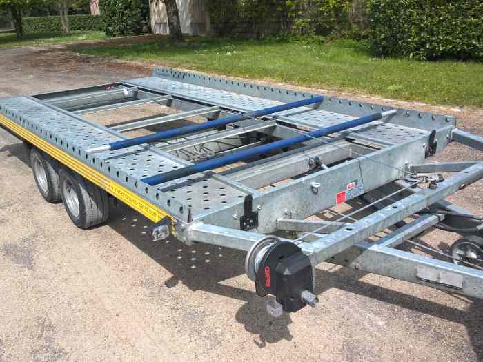 Remorque porte voitures, basculante / PTC 2 900kg 0