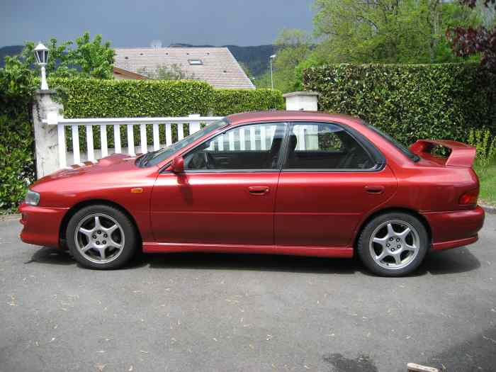 SUBARU GT 1
