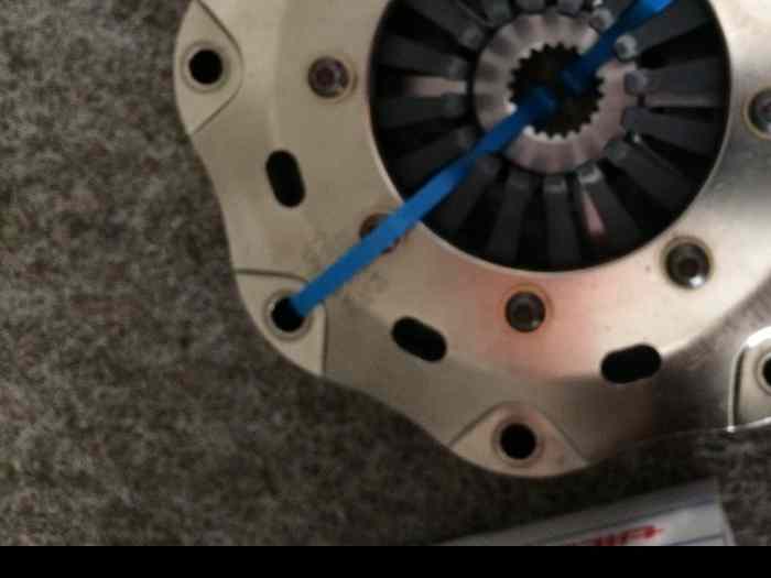 Embrayage carbone 1