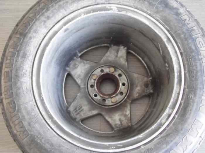 ROUE ARRIERE  FERRARI TESTAROSSA 1987 4