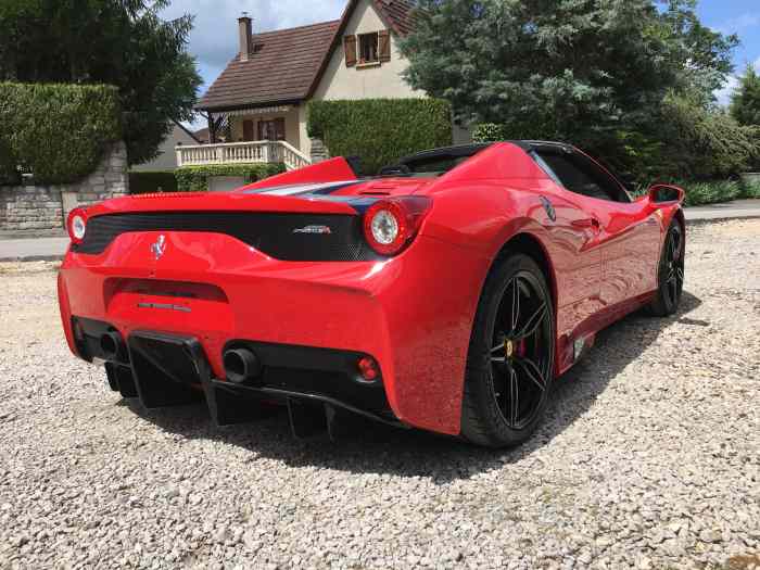 FERRARI 458 SPECIALE APERTA 2