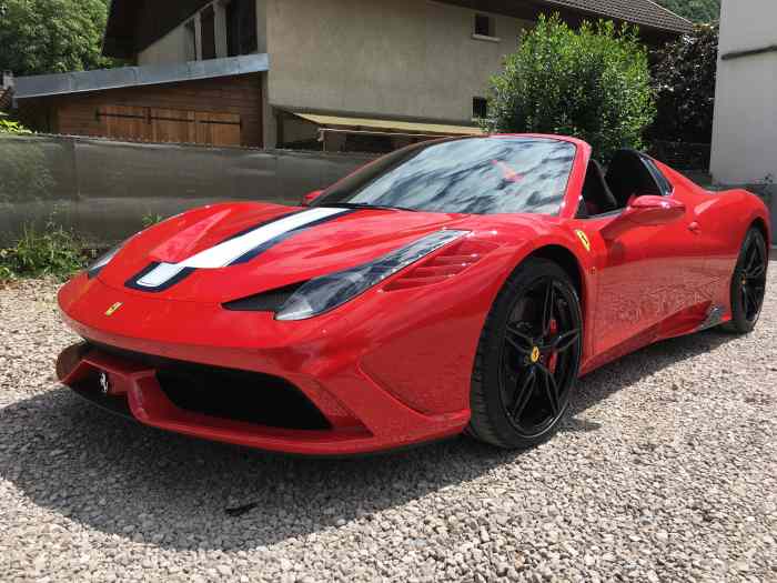 FERRARI 458 SPECIALE APERTA 1