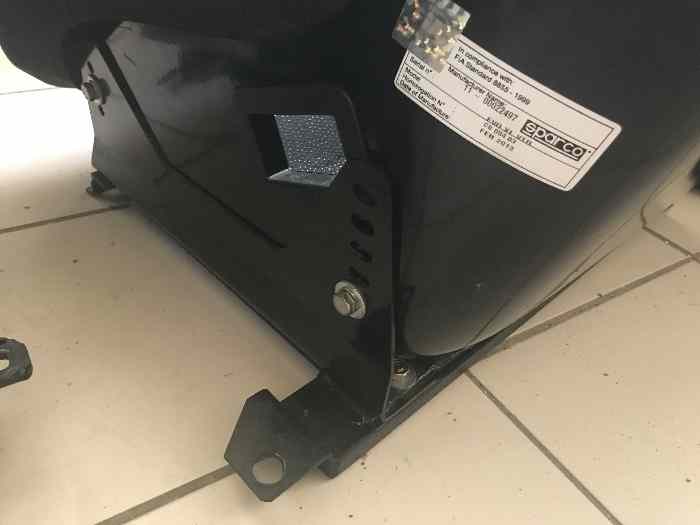 2 sièges baquets sparco evo III 2