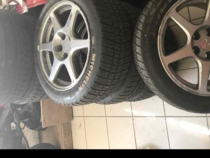4 jantes lancer evo 8 enkei 17 / 114,3 + pneus pluie Michelin 0