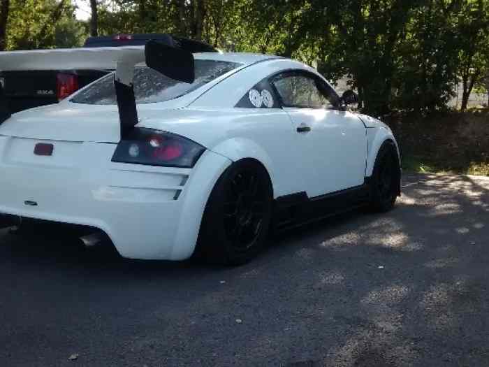 AUDI TT race car 3