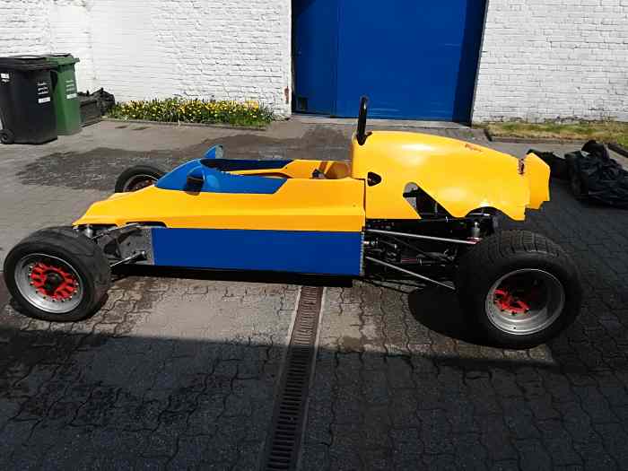 Formule Renault europe Lola T410 Ex Prost ,Echange possible. 1