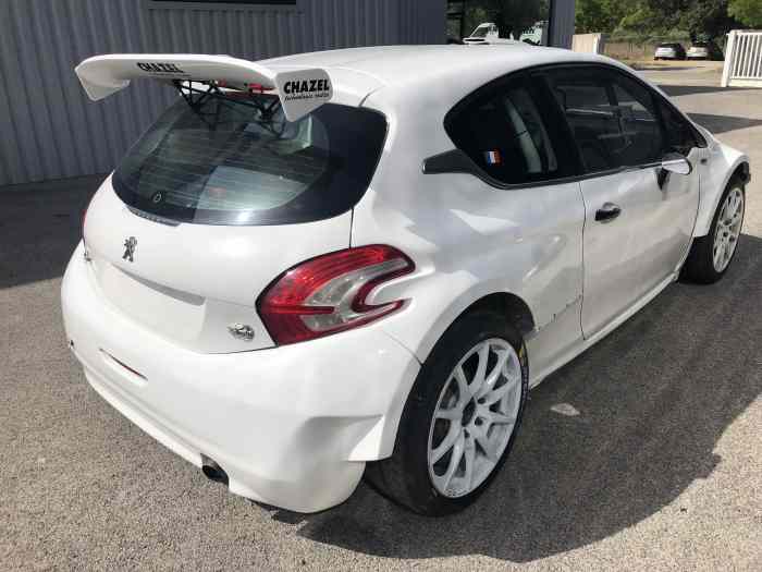 Peugeot 208 T16 R5 1