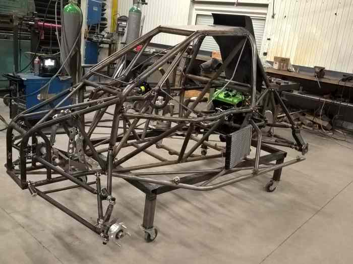 Polycar recherche soudeur / chaudronnier 1