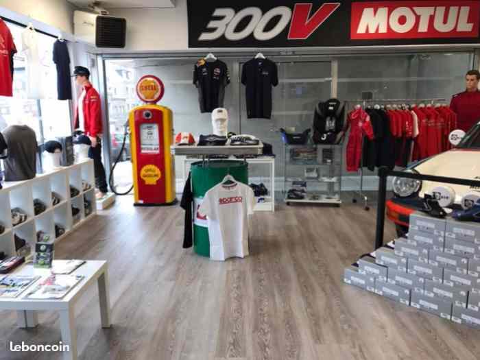 Sportswear Peugeot Sport et Citroën Sport 3