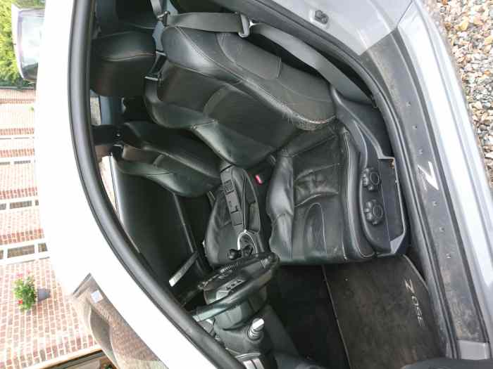 Nissan 350z 4