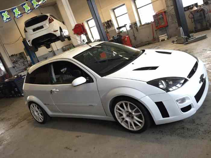 Ford Focus 4X4 RS Cosworth 0