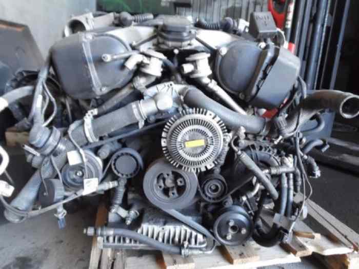 ENSEMBLE MOTEUR V12 + BOITE VITESSES AUTOMATIQUE BMW E38 2