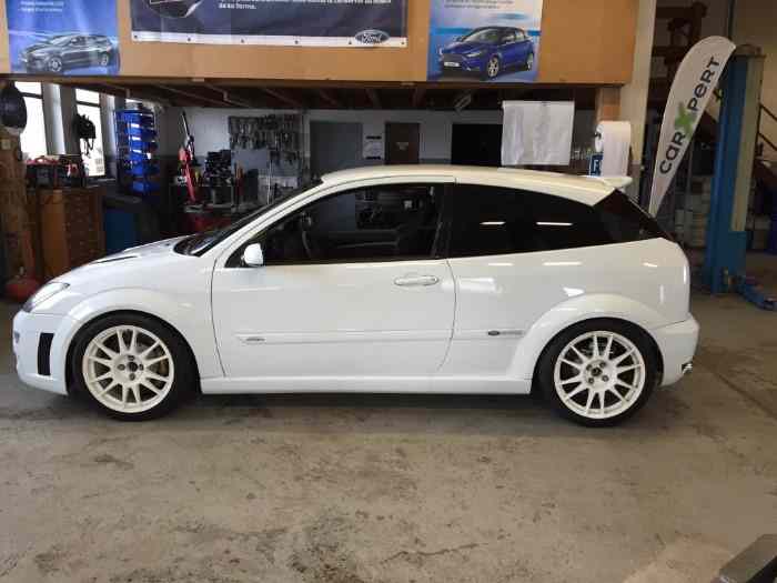 Ford Focus 4X4 RS Cosworth 5