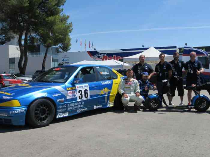 Se alquina Bmw 325 para trofeo Emotions 0