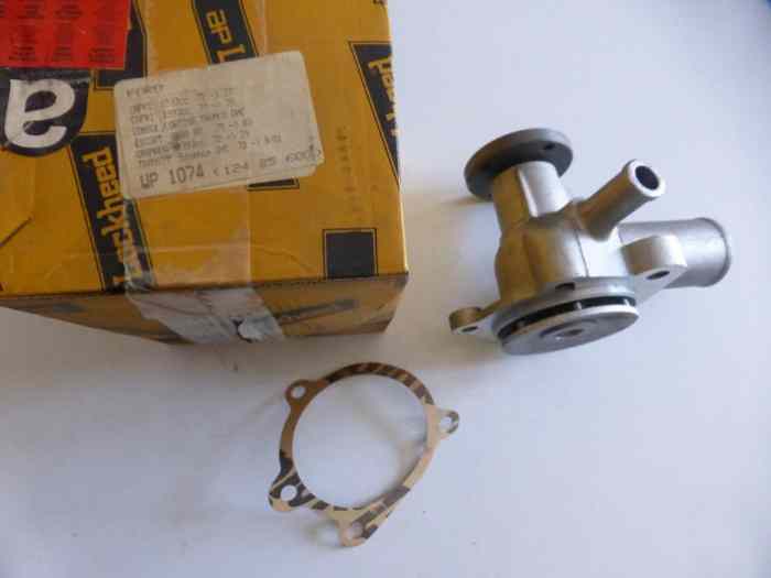 Pompe à eau FORD CAPRI ESCORT RS 2000 TRANSIT LOCKHEED WP1074 water pump