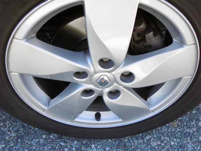 VDS ou ECHANGE RENAULT MEGANE 3 COUPE , 3  portes , fin novembre 2011 , diesel 1.5 litre DCI 110 FAP 4