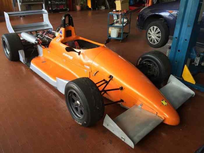 F3 Historique Ralt RT32  VENDUE MERCI MIKADO 1