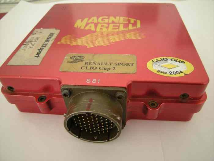 Clio Cup 2 spares (ECU/Dash/shaft/clutch) 4