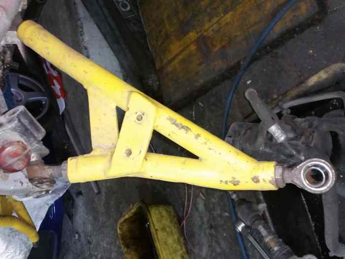 2 Triangle rotulé saxo 106 +1 pouce 1