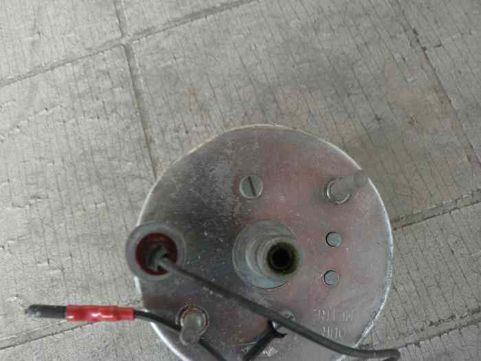 COMPTEUR VEGLIA KILOMETRIQUE ET VITESSE NEUF 2