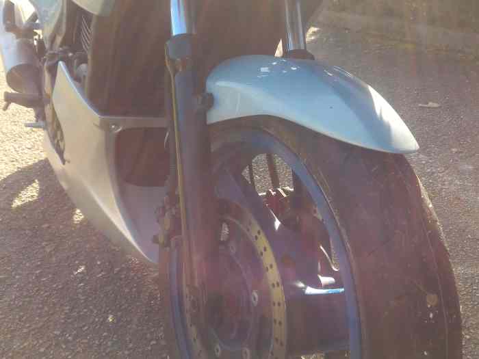 Kawasaki GPZ 500 3