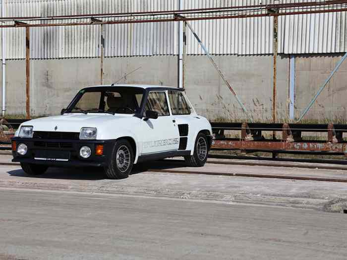 Renault R5 Turbo 2 R8820 original and rare 162 hp 0